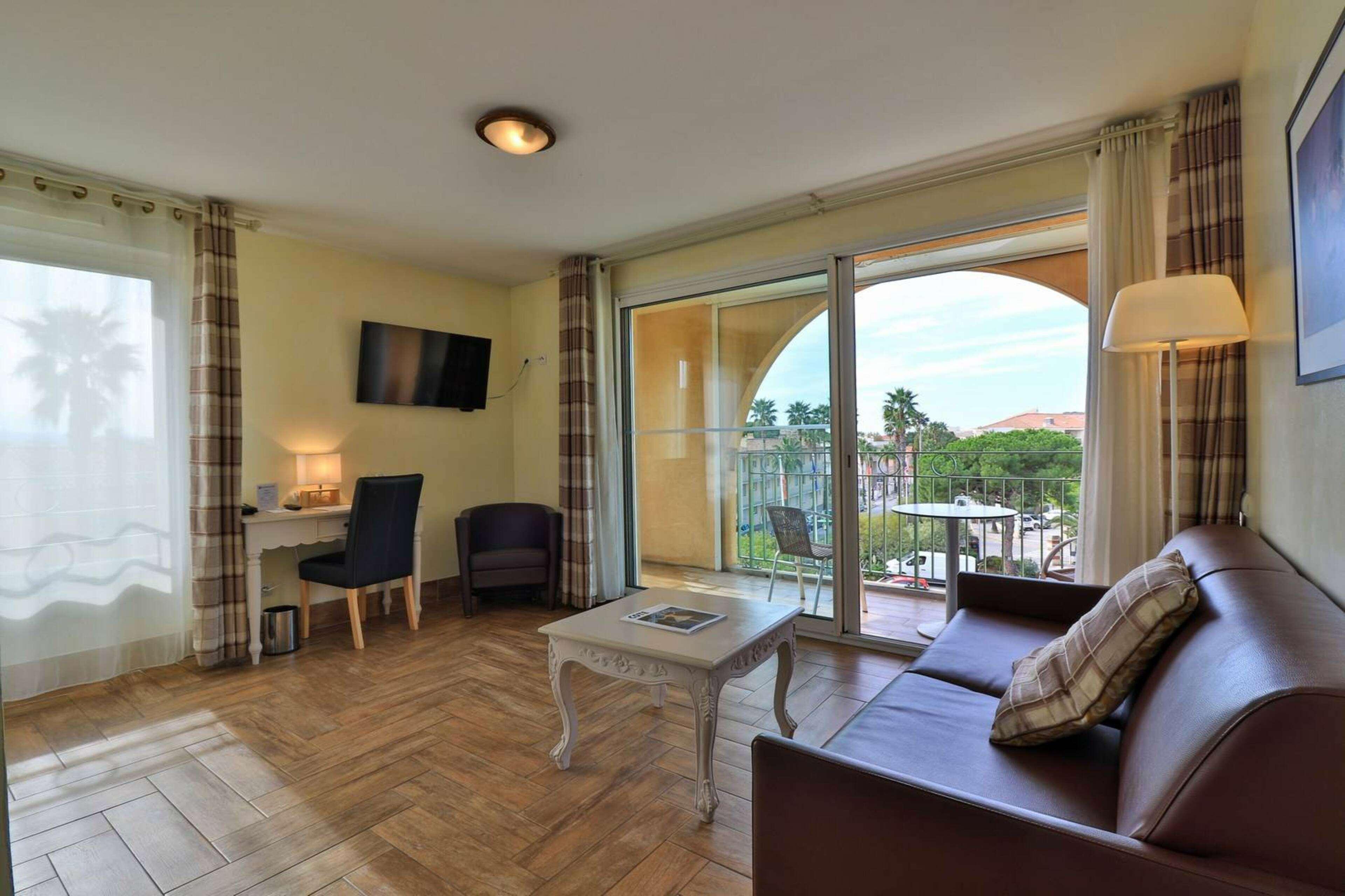 Sanary, Soleil Et Jardin - Renovation Hiver 2024-25 Hotel Sanary-sur-Mer